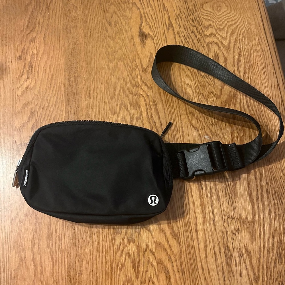 lululemon athletica Black Belt Bag